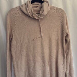 Evolution Turtleneck L GUC (Stitch Fix)